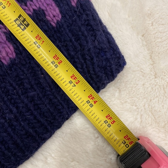 Colourful Handknit 100% Wool Sweater - Picture 6 of 6